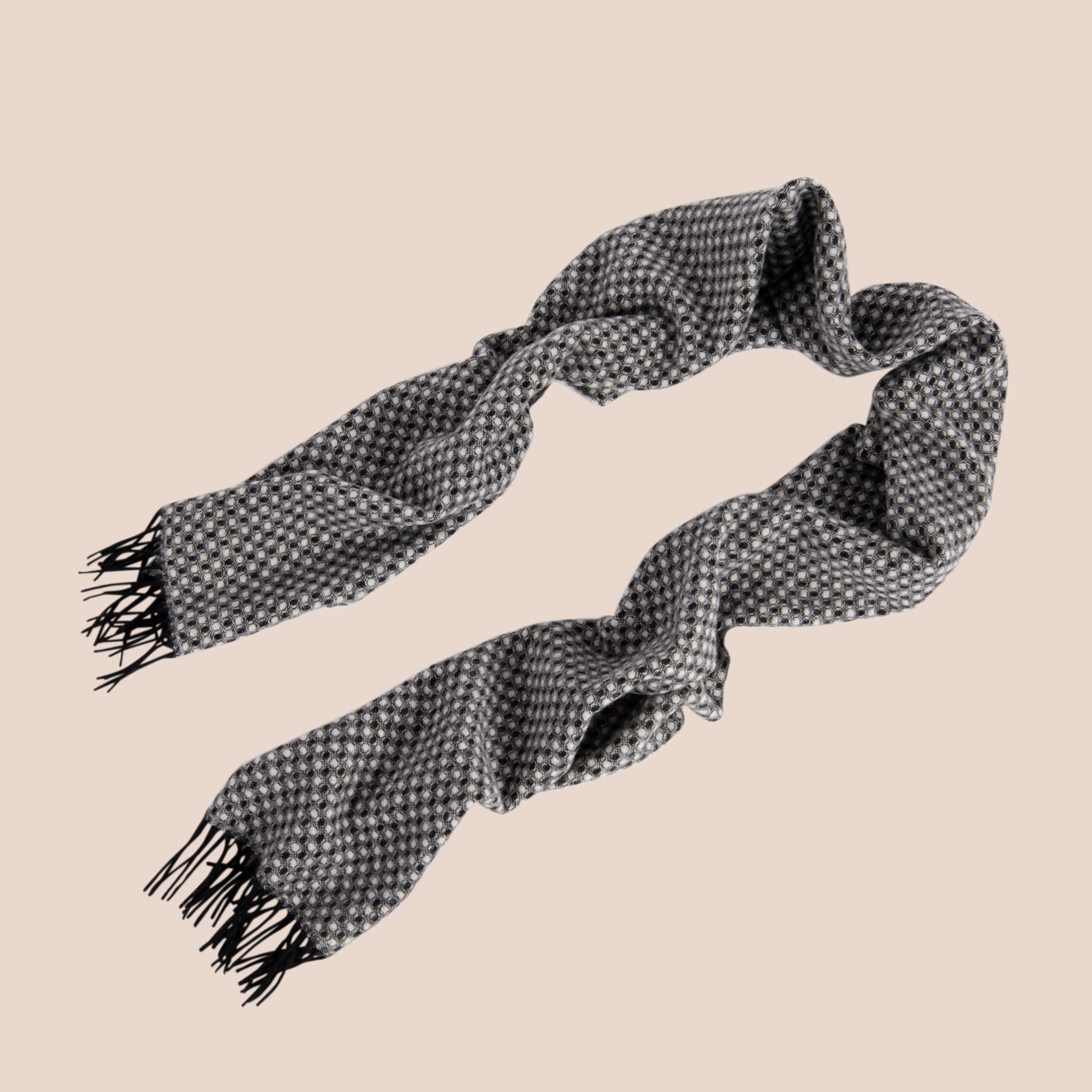Ullskjerf Lugano Black - Image 3